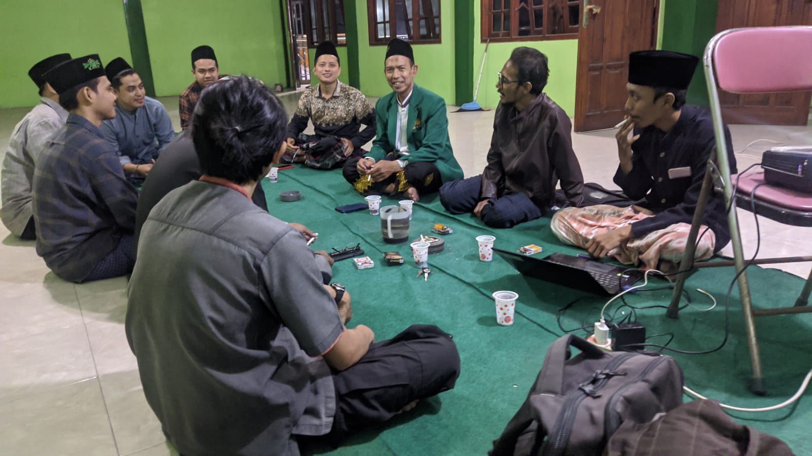 Ketua MWCNU Buduran menghadiri rapat Tim Media MWCNU Buduran.